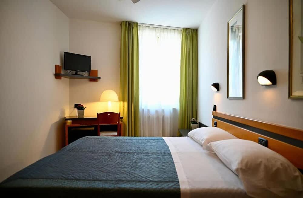 Hotel Roma Assisi 1