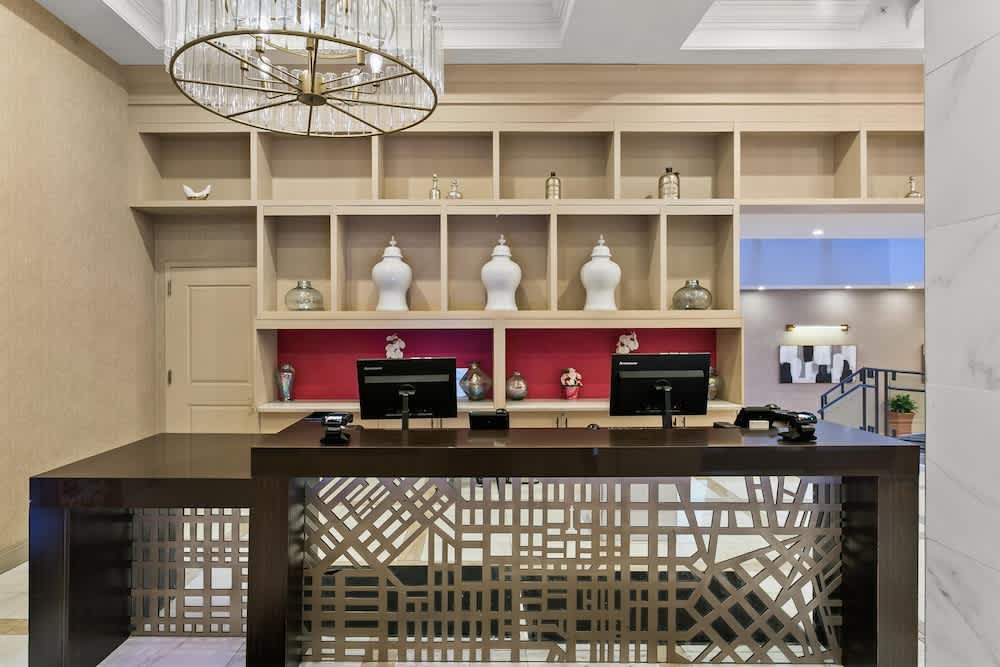 Sonesta Hotel Baltimore Inner Harbor 4