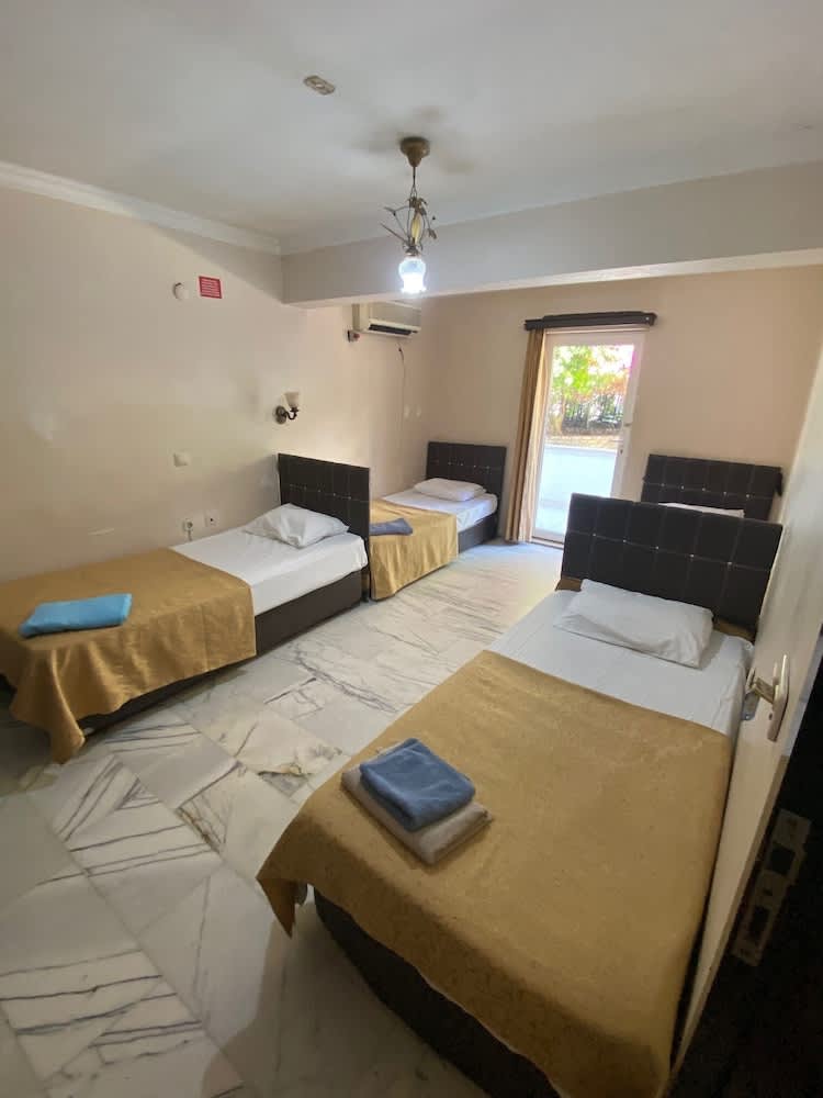 Gloria Tibi Hotel Gumbet 1