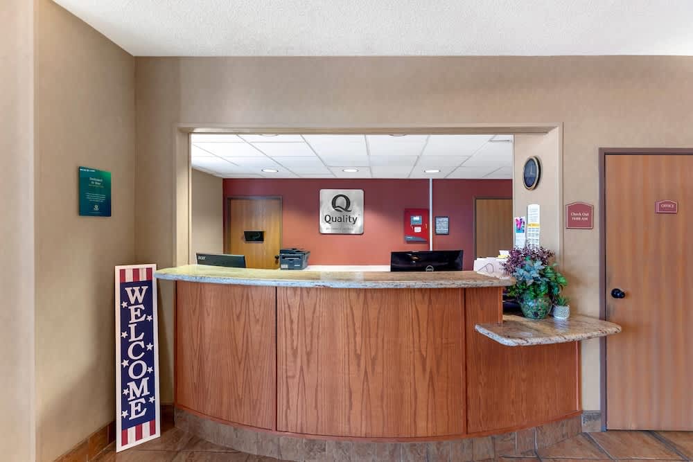 Quality Inn & Suites Wellington - Fort Collins 2