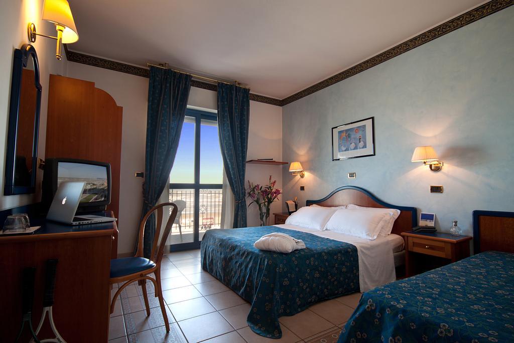 Hotel Ascot Riccione 3