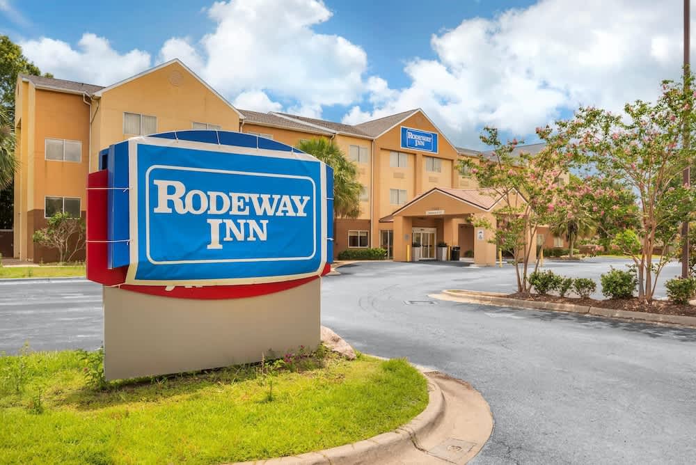 Sleep Inn & Suites 1