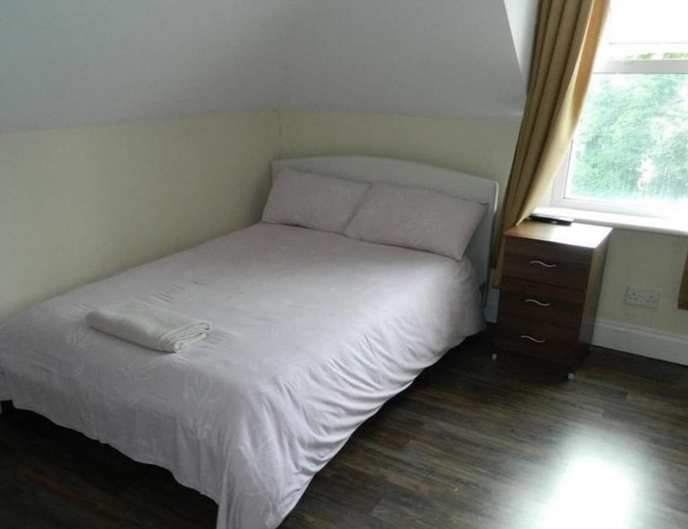 Circle Guest House Bed Only 1