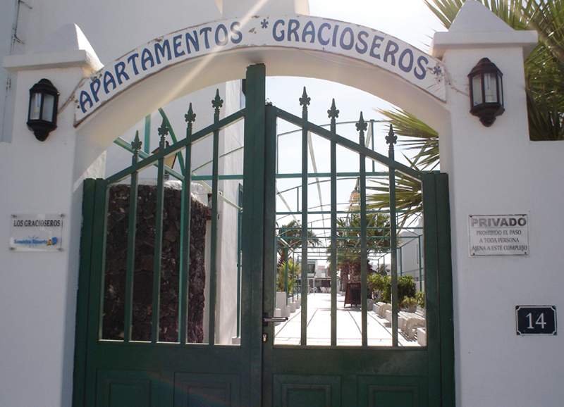 Los Gracioseros 118 & 202 1