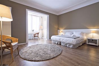 Ola Living Diagonal Apartments 5