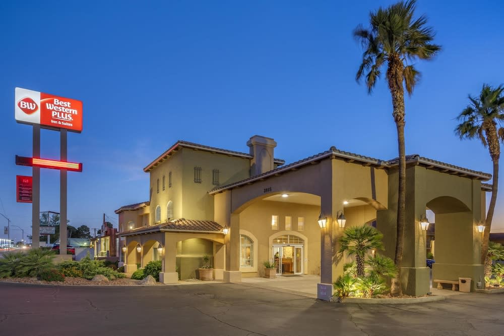 Best Western Plus A Wayfarer's Inn & Suites 1