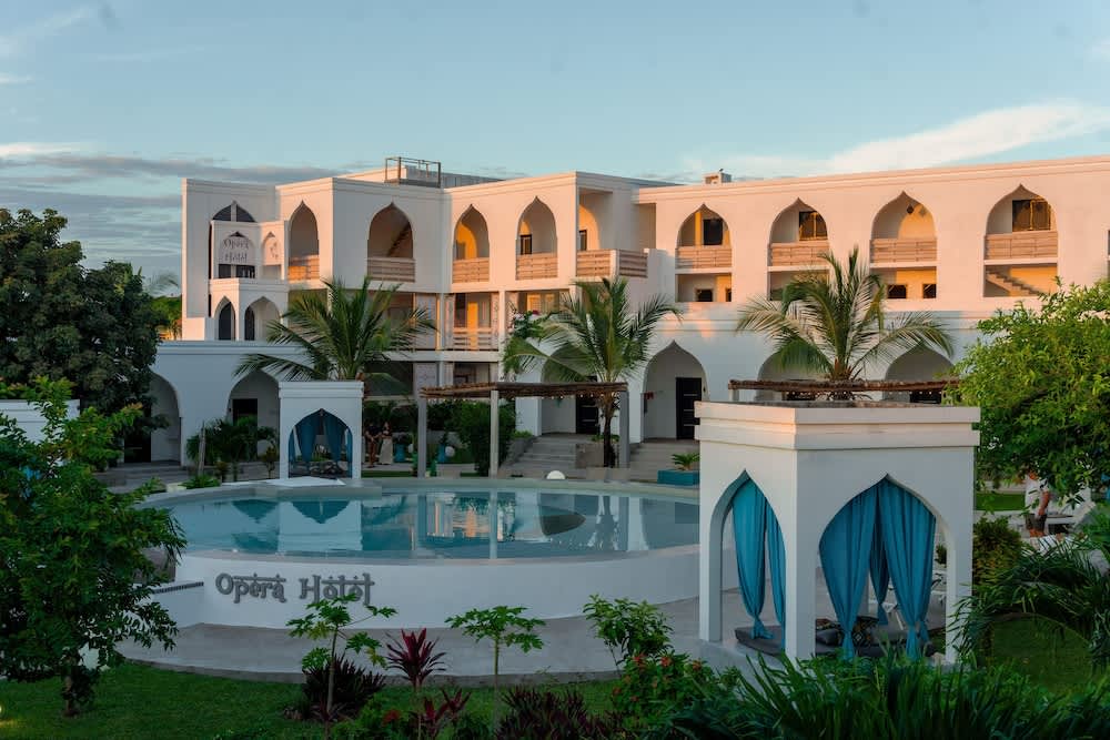 Opera Hotel 1