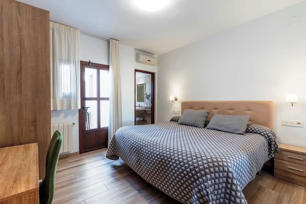 Hostal y Apartamento Rural Los Naranjos 5