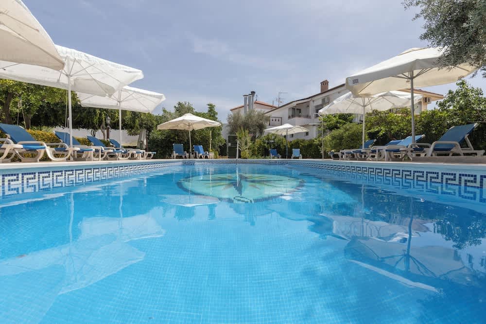 Hostal y Apartamento Rural Los Naranjos 1