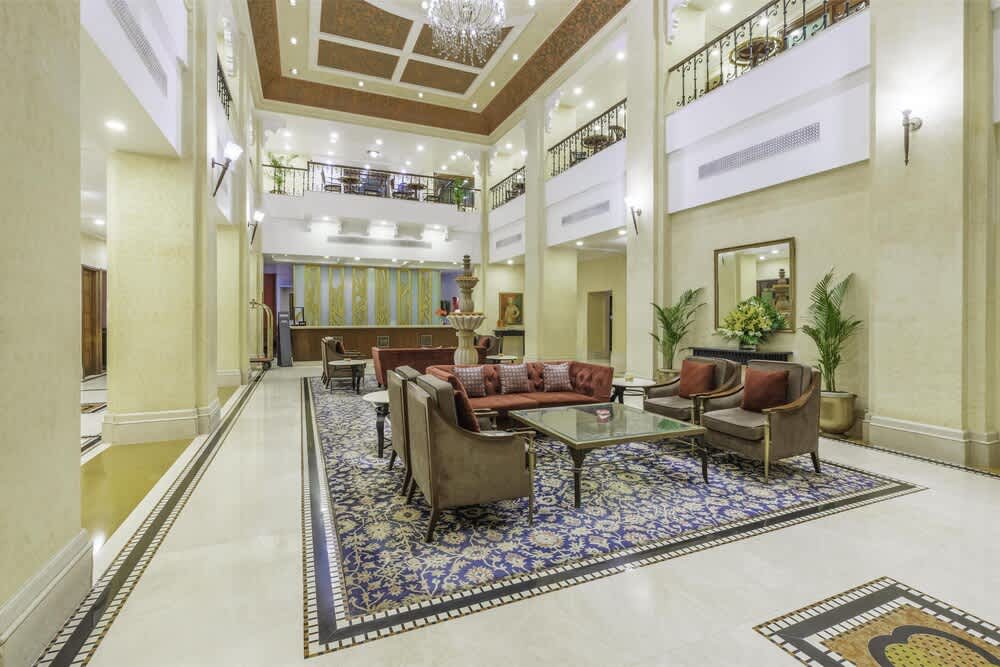 Radisson Hotel Varanasi 4
