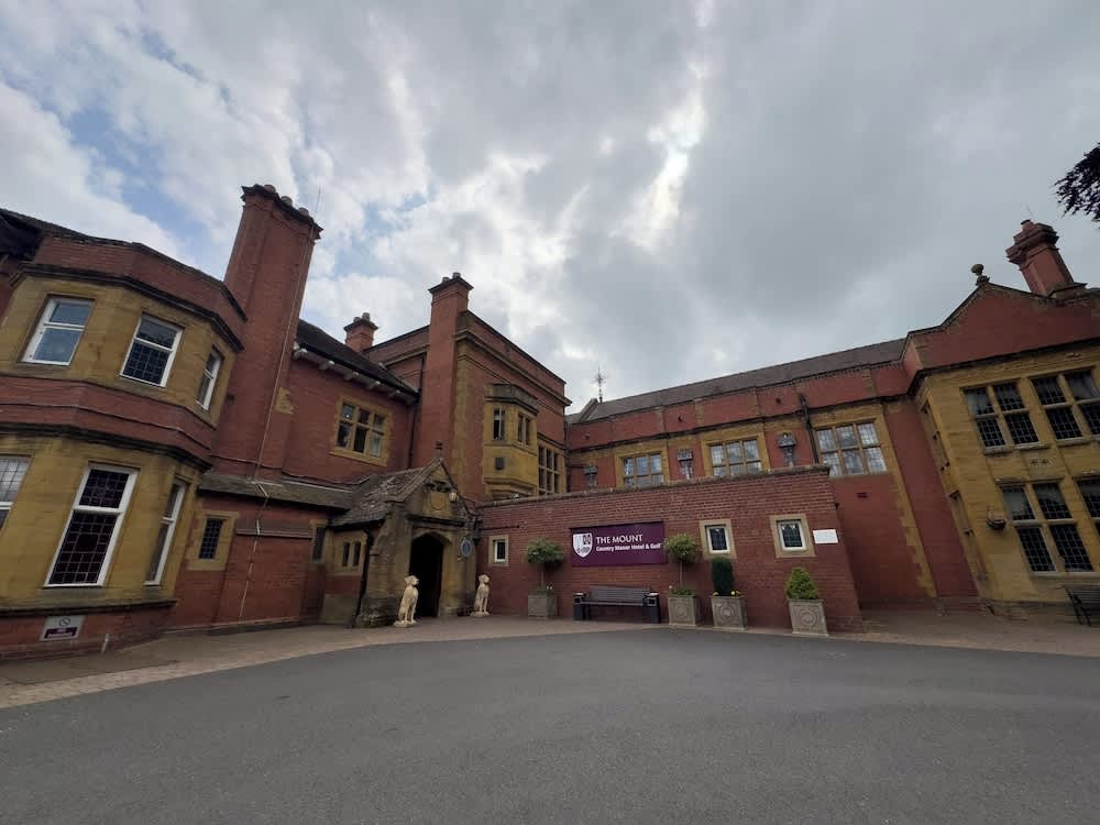 The Mount Country Manor Hotel & Golf Wolverhampton 1