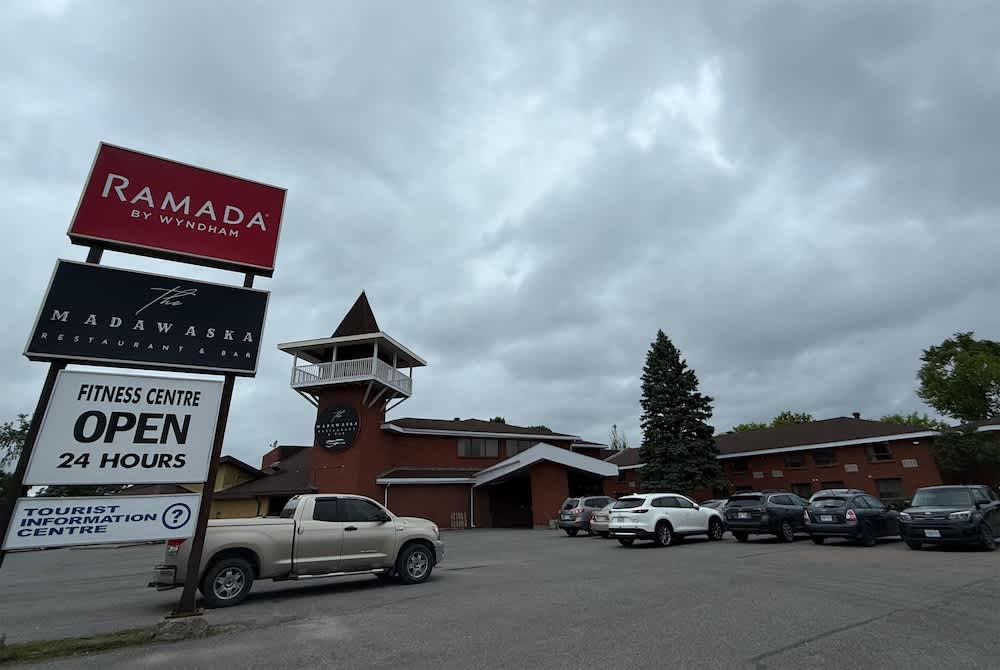 Ramada by Wyndham Arnprior 1