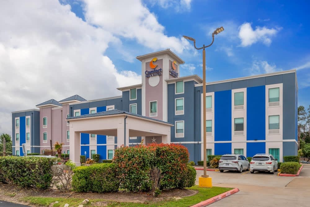 Comfort Inn & Suites Houston FM1960 - Champions 1