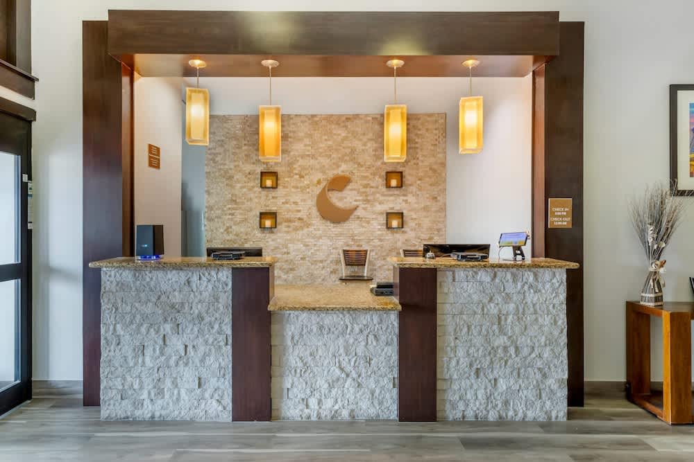 Comfort Inn & Suites Houston FM1960 - Champions 2