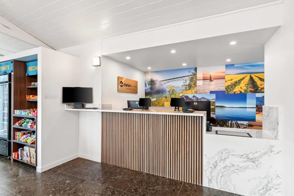 Clarion Pointe Mount Vernon - Burlington 4