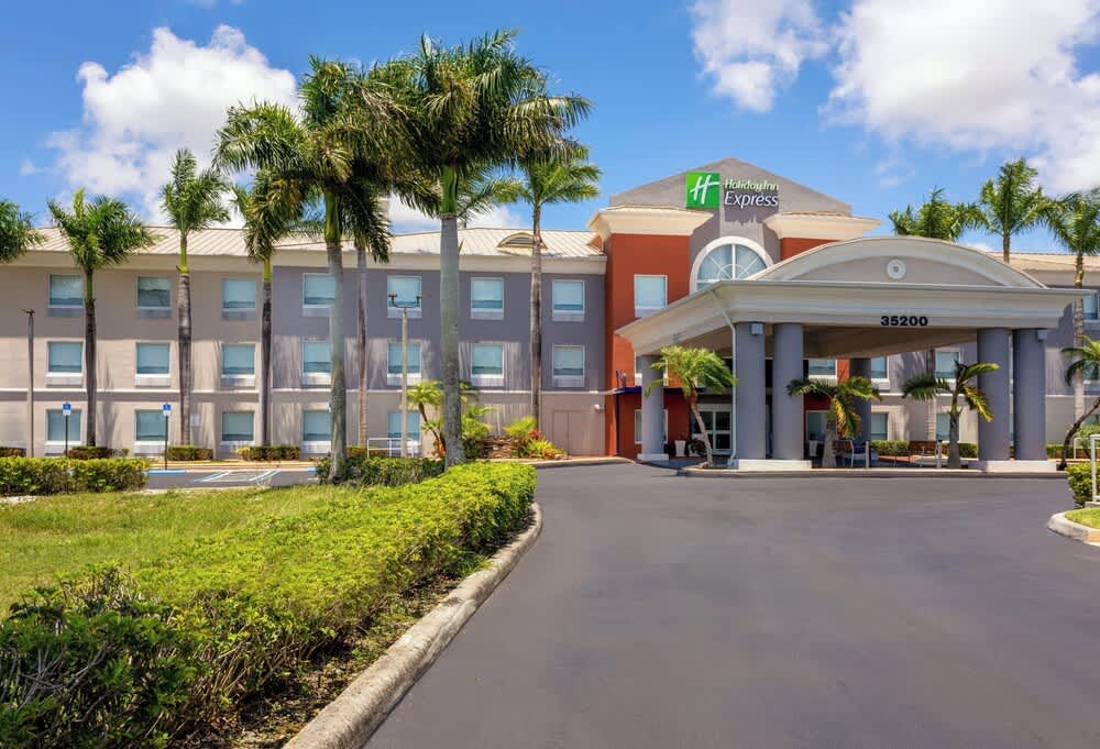 Holiday Inn Express & Suites FLORIDA CITY-GATEWAY TO KEYS by IHG 1