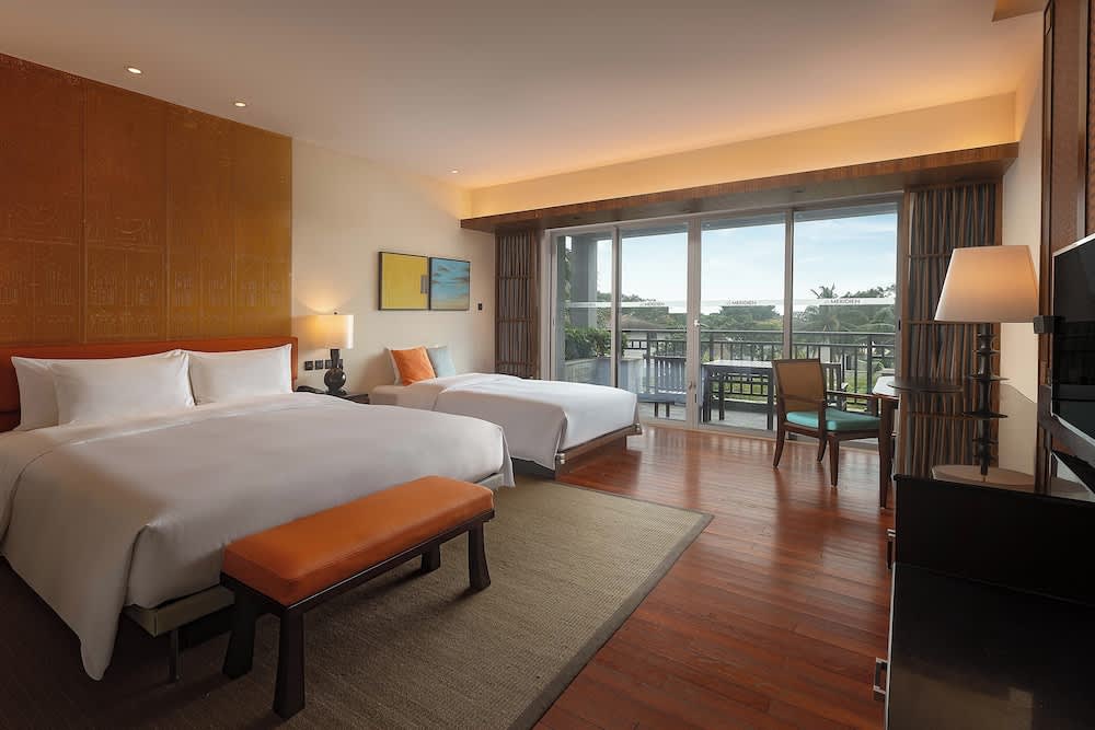 Le Méridien Shimei Bay Beach Resort & Spa 1