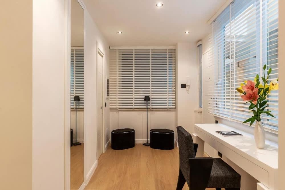 JOIVY Elegant Suites Near Villa Borghese 2