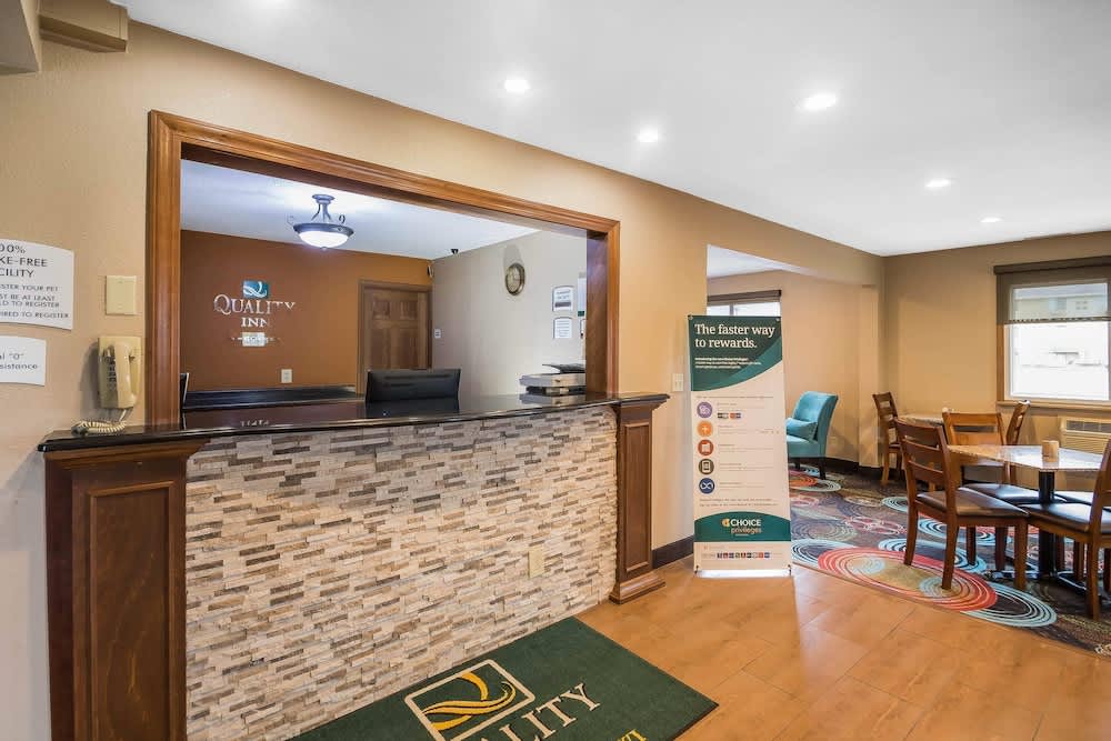 Quality Inn Janesville North 2