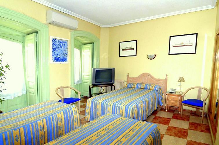 CH Plaza D'Ort Rooms IV 3