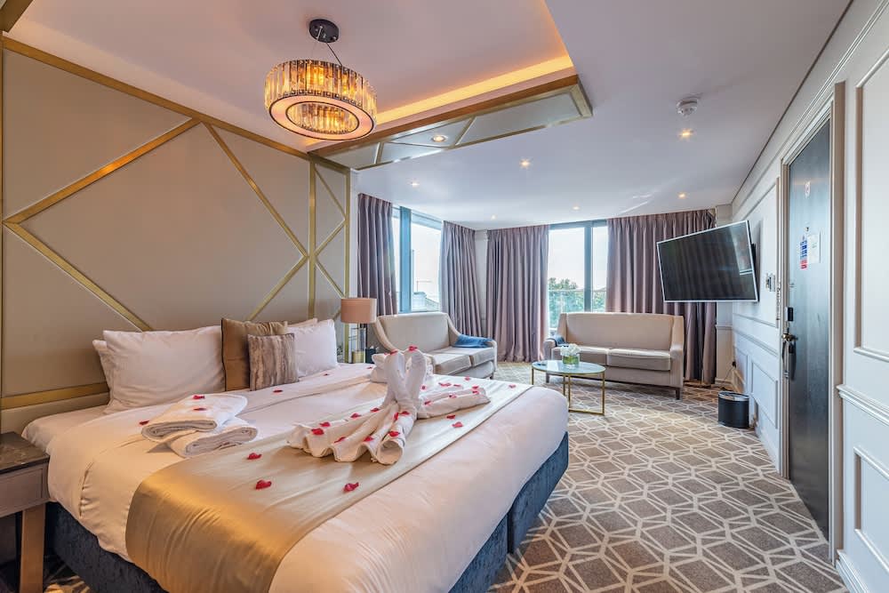 Seven Hotel 1