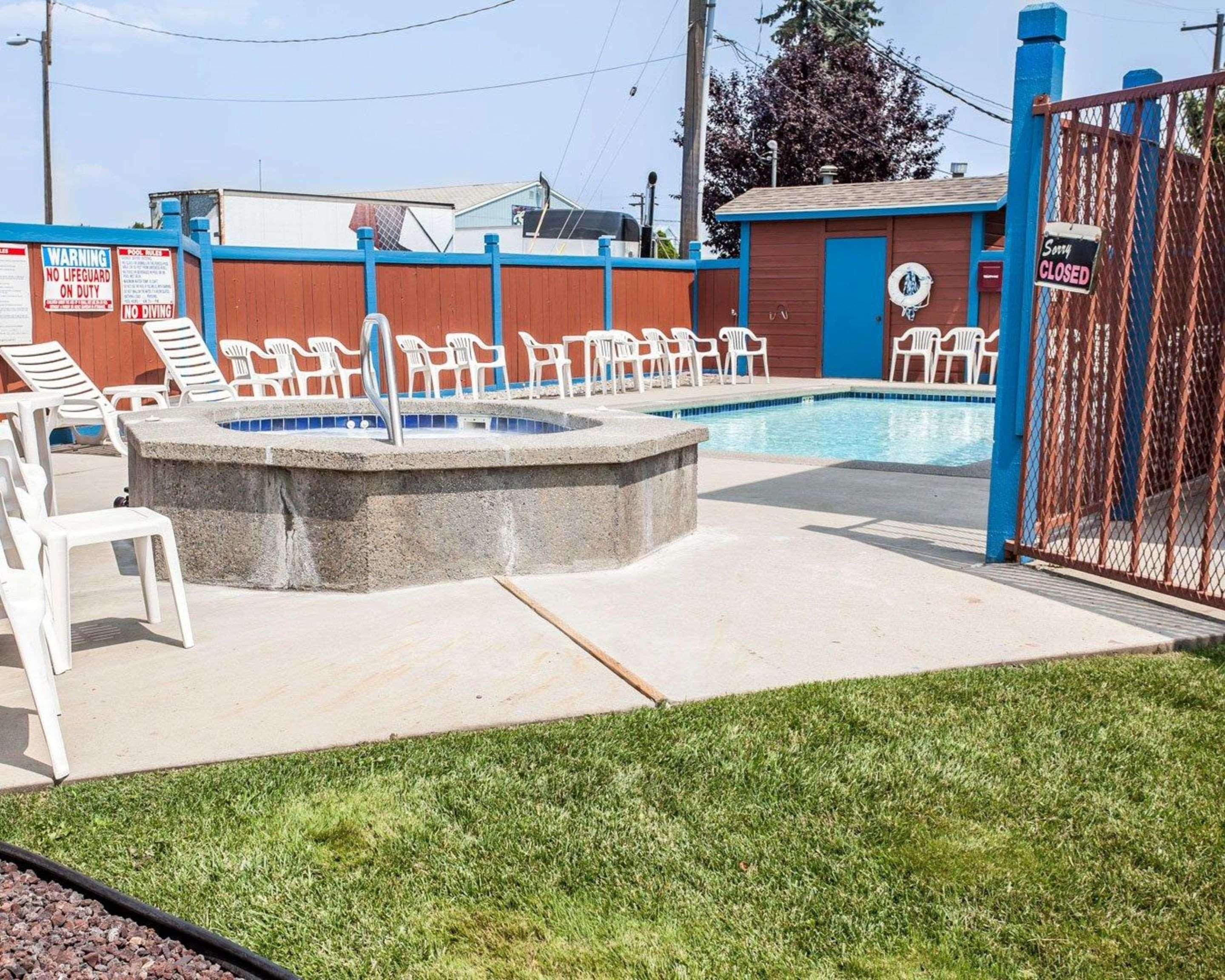 Rodeway Inn & Suites Spokane Valley 1