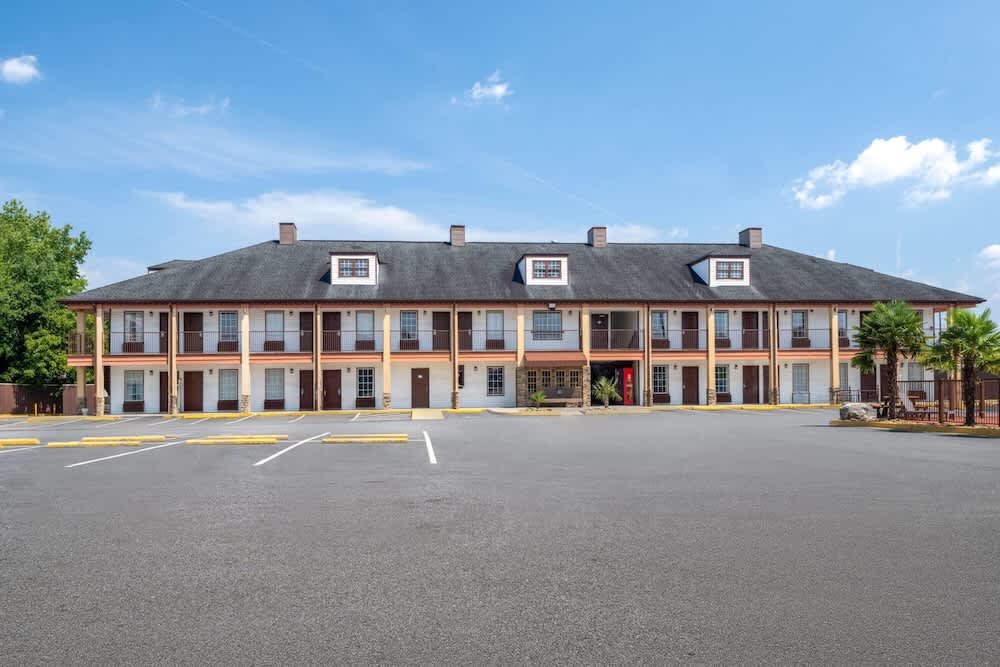 Baymont by Wyndham Commerce GA Near Tanger Outlets Mall 1