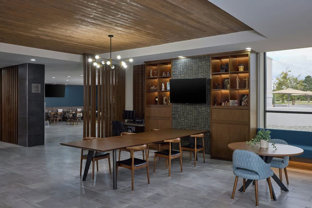 Four Points by Sheraton Englewood Centennial Airport 2
