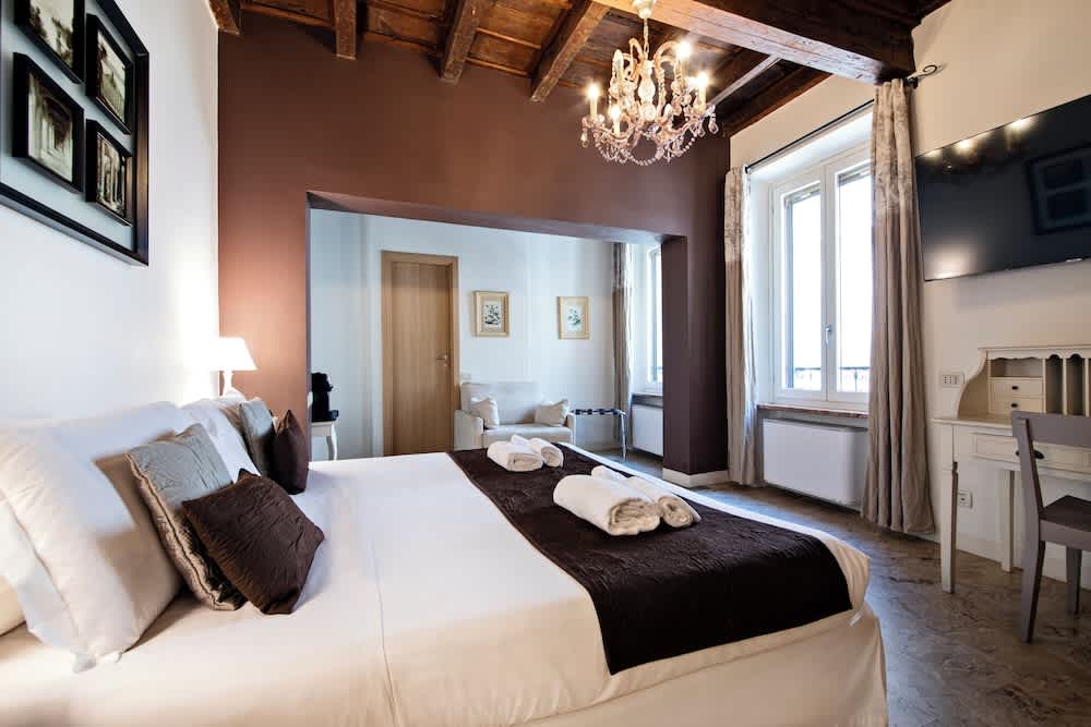 Hotel Broletto - Centro Storico 1