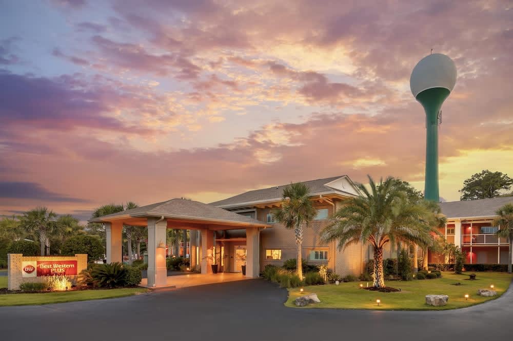 Best Western Plus Jekyll Island 1