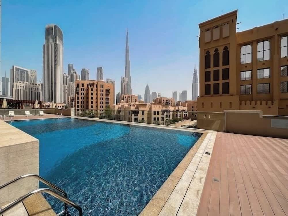 Vogue | Downtown near Dubai Mall | Burj Khalifa 1