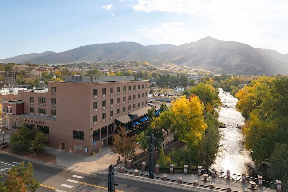 The Golden Hotel, Ascend Hotel Collection 1