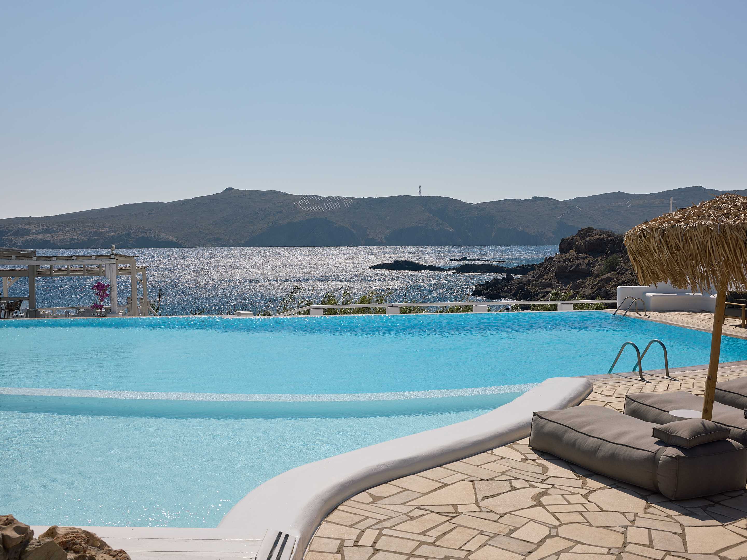 Mykonos Lolita, A Grecotel Resort to Live 1