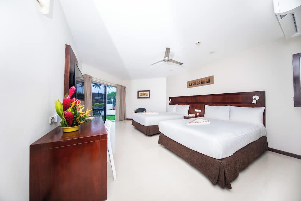 Tanoa Waterfront Hotel 2
