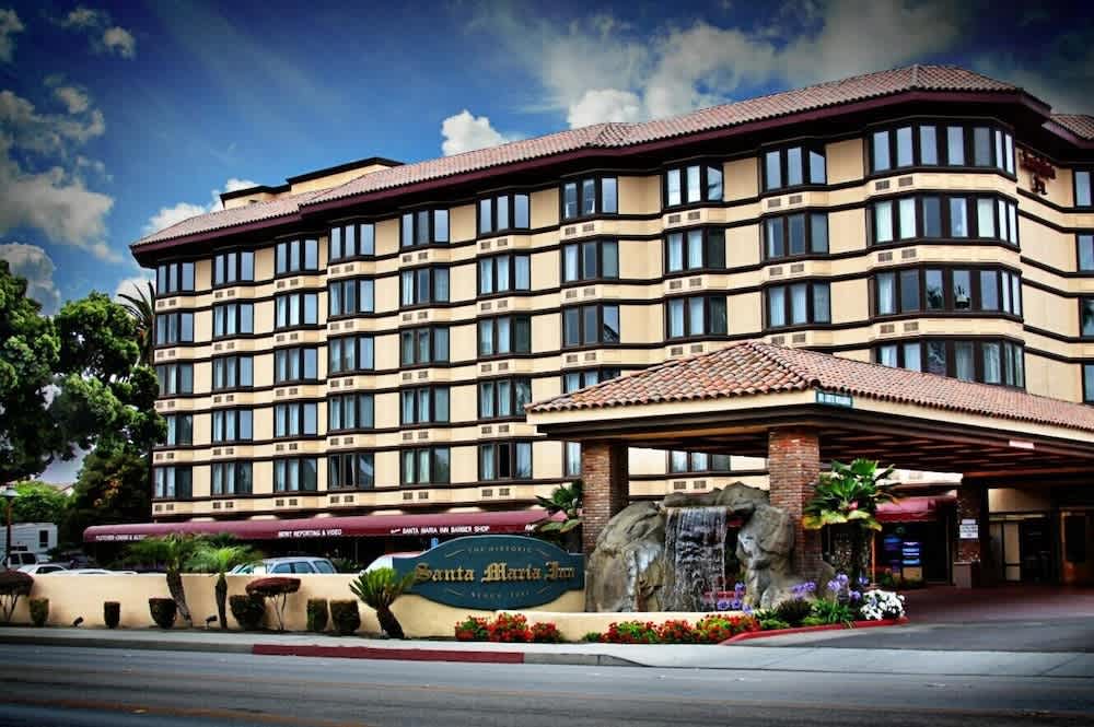 Historic Santa Maria Inn 1