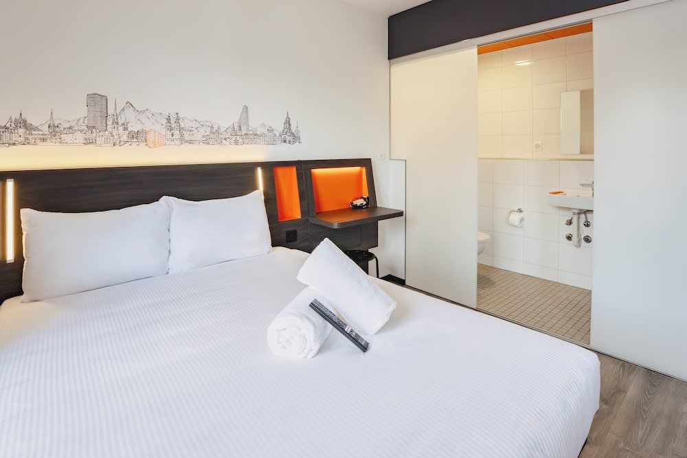 easyHotel Zürich City Main Station 1