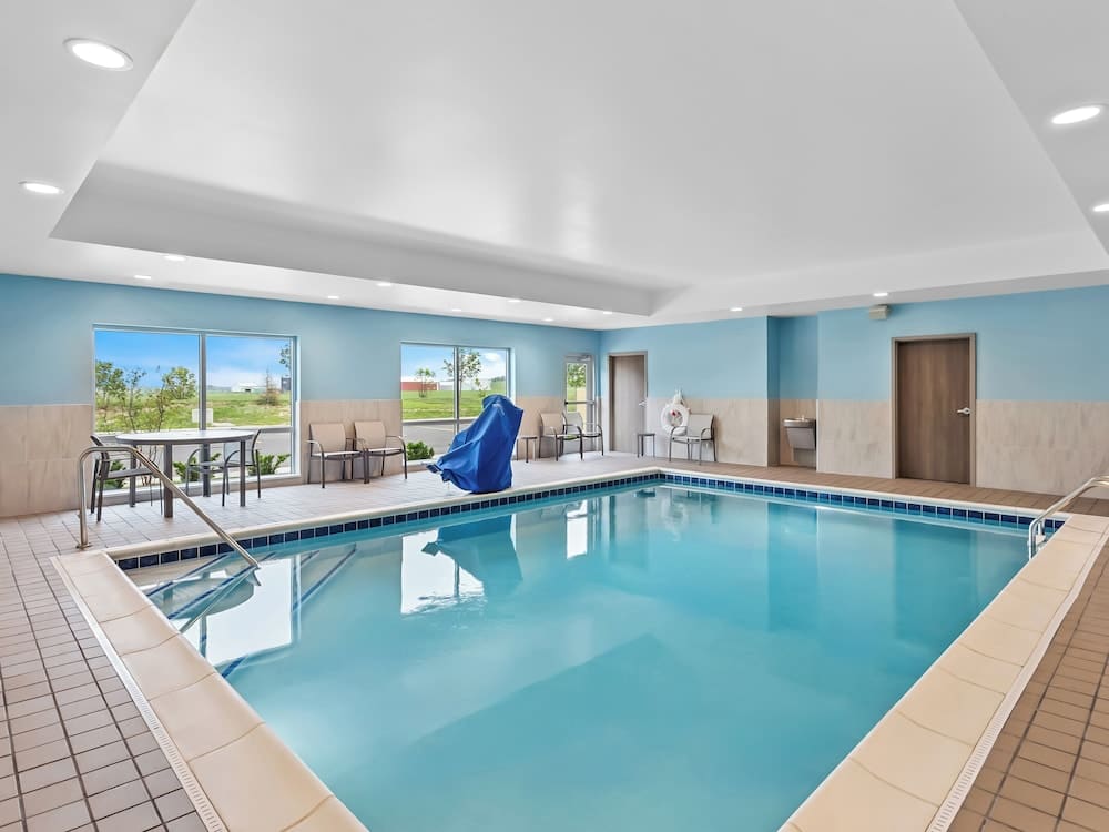 Holiday Inn Express Peotone by IHG 1