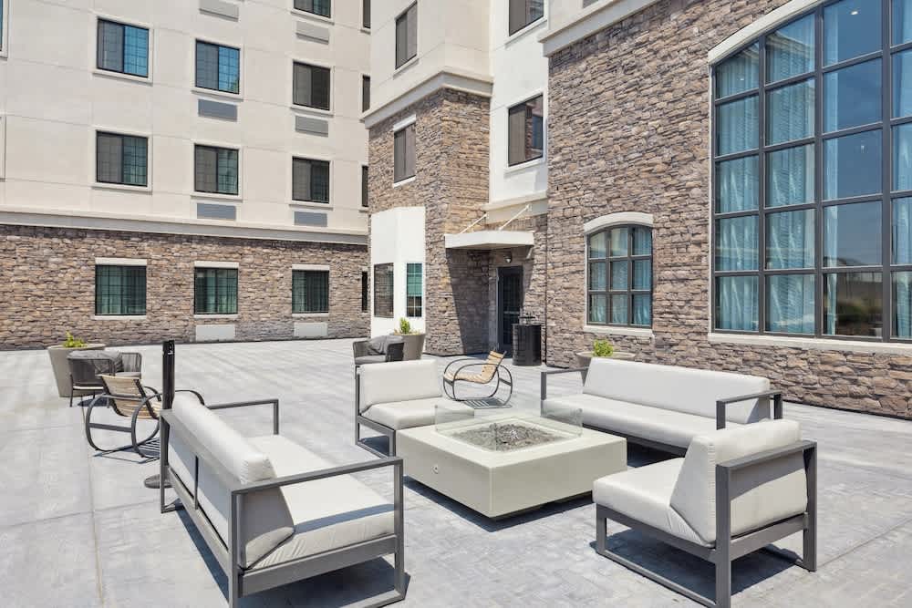 Staybridge Suites SACRAMENTO - WOODLAND by IHG 1