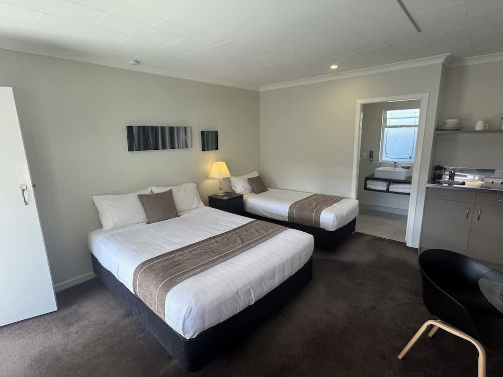 Bristol Motel 1
