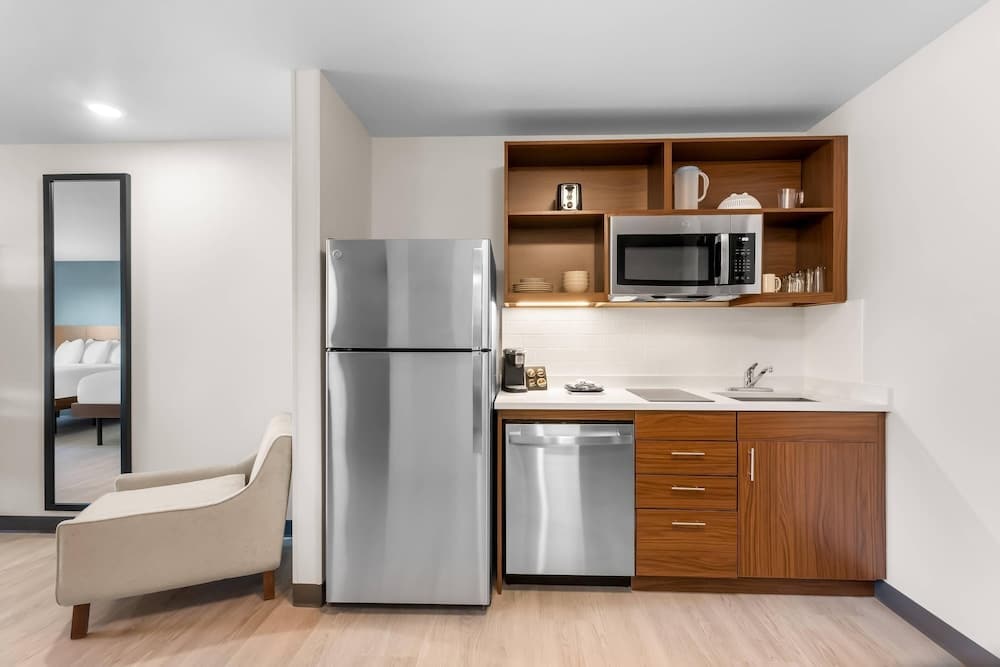 Everhome Suites Cheyenne 1