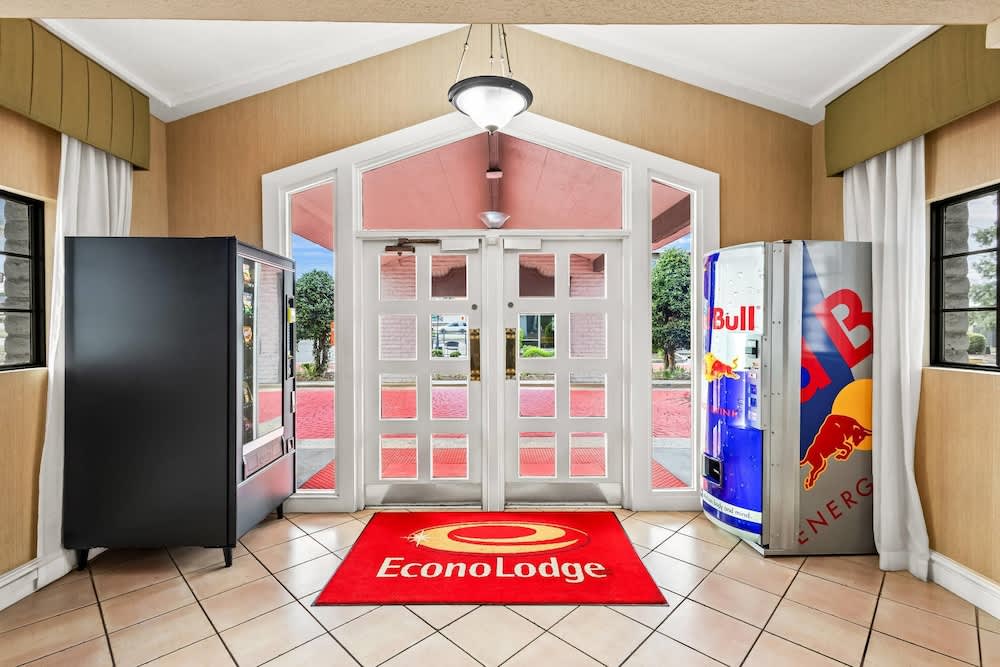 Econo Lodge Augusta North - Washington Road 2