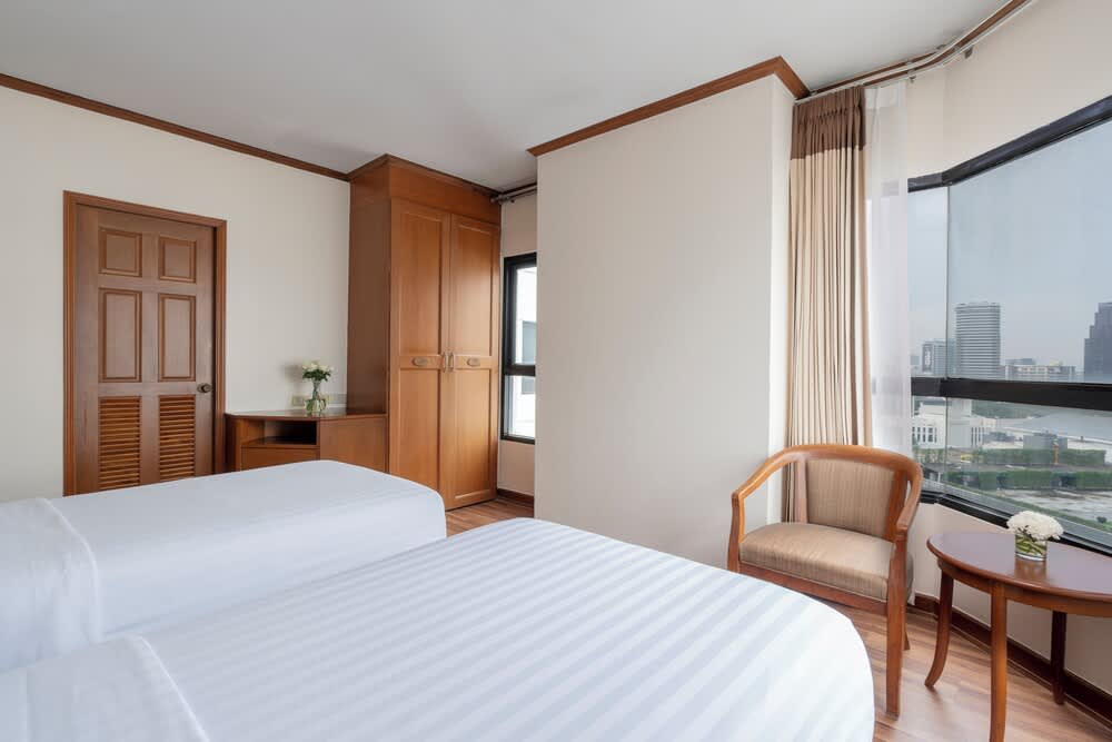 Cozy 1br walk to BTS and Airport Rail Link Close to Malls G7 2