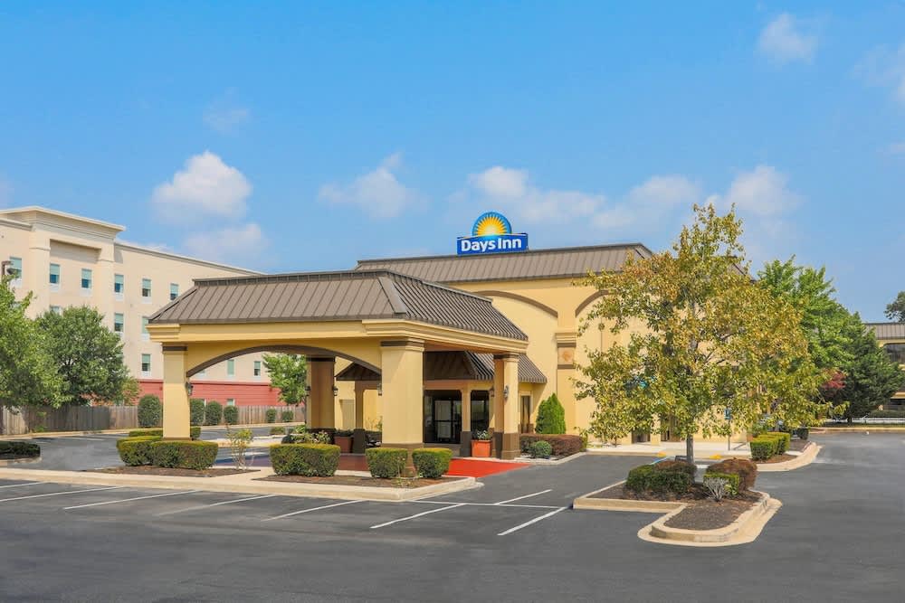 Days Inn by Wyndham Newark Wilmington 1