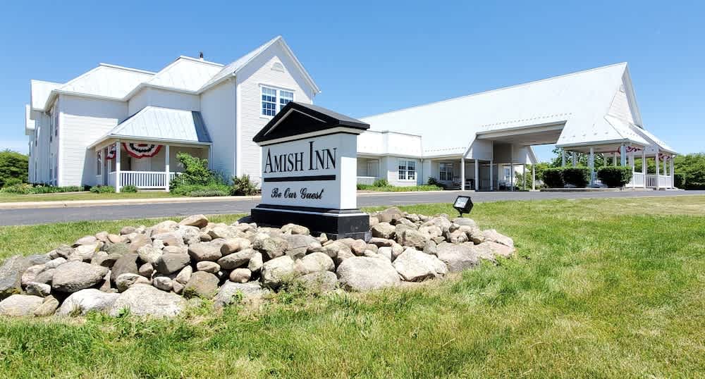 Amish Inn 1