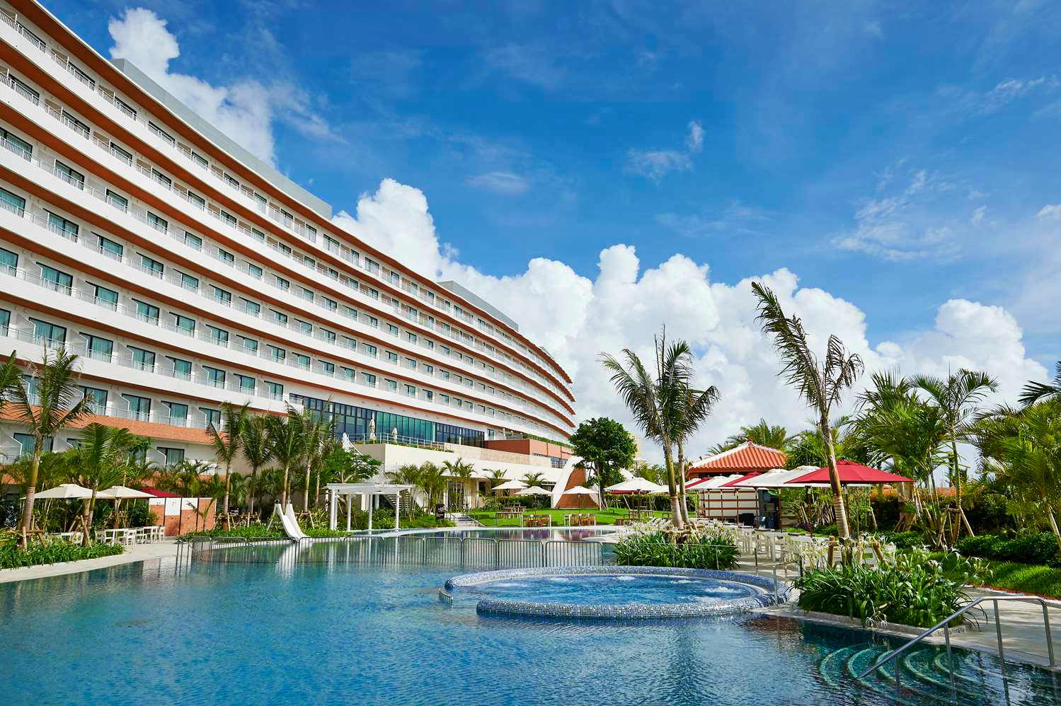 Hilton Okinawa Chatan Resort 1