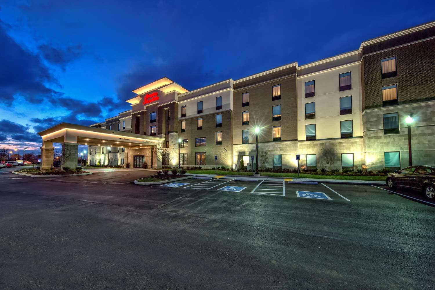 Hampton Inn & Suites by Hilton Nashville Hendersonville TN 1