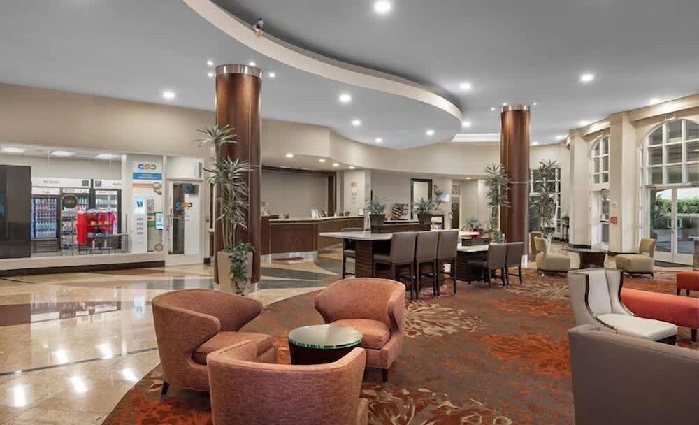 Desert Palms Hotel & Suites Anaheim Resort 1