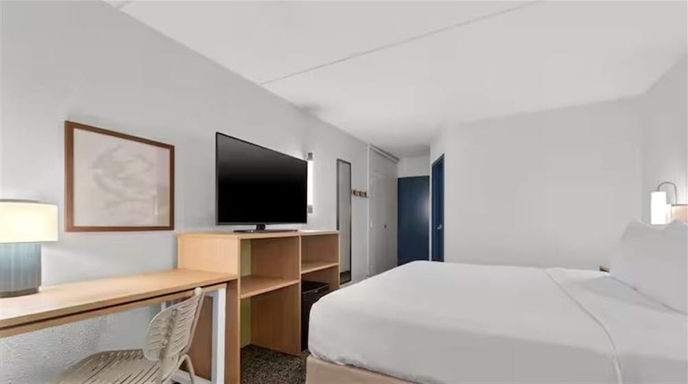 Spark by Hilton Vestal Binghamton University Area 2