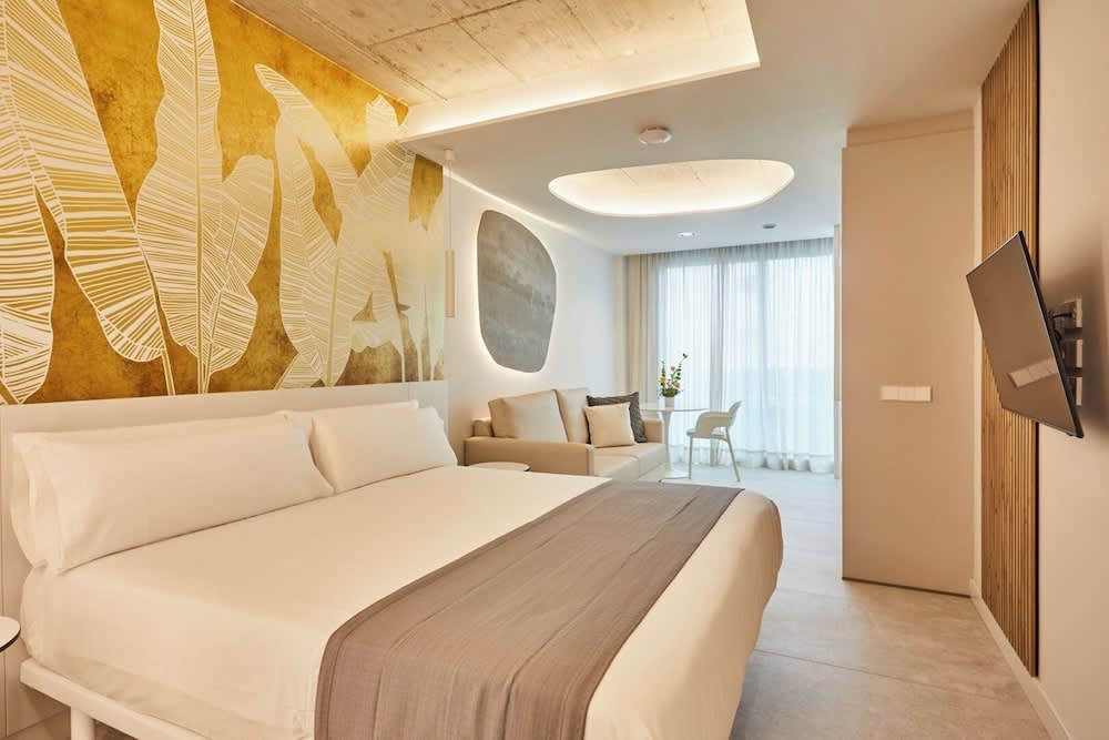 Silken Atlantis Suites 1