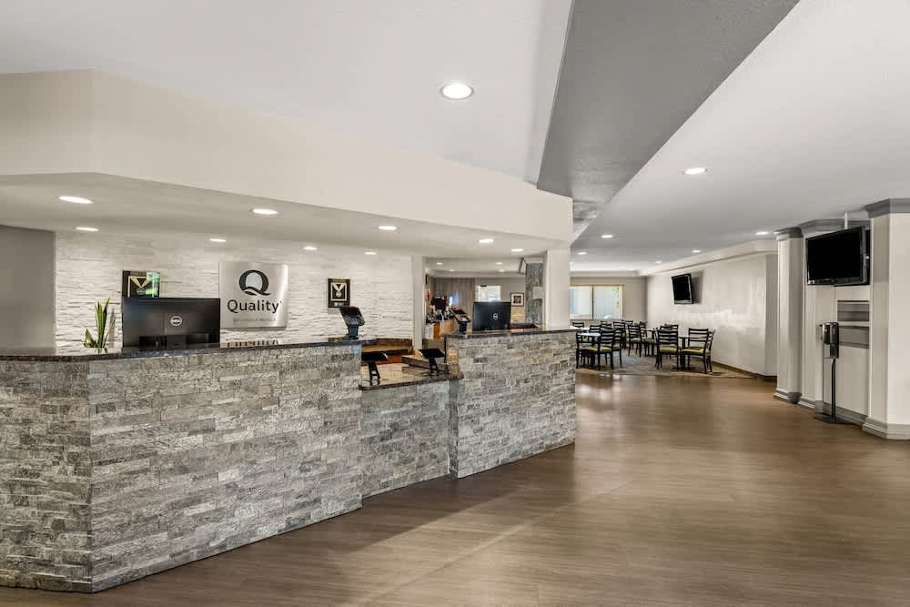 Quality Inn & Suites Denver International Airport 2